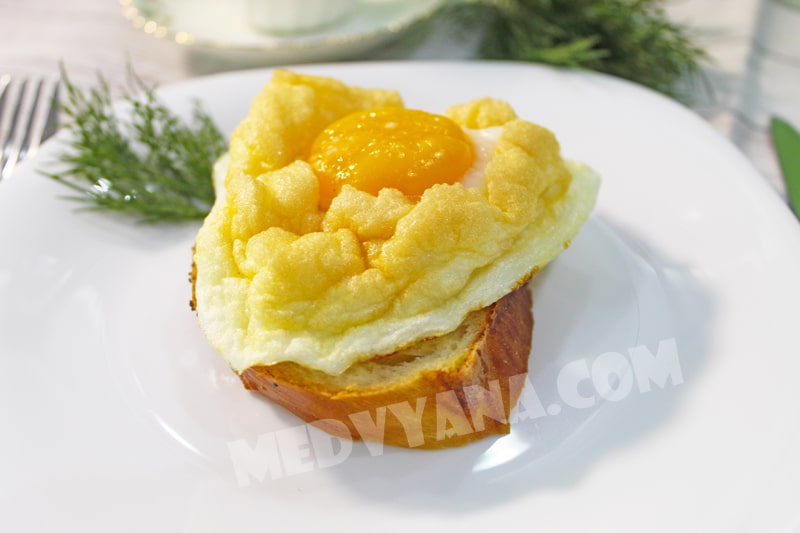 Интересный рецепт завтрака из одного яйца яйца Орсини